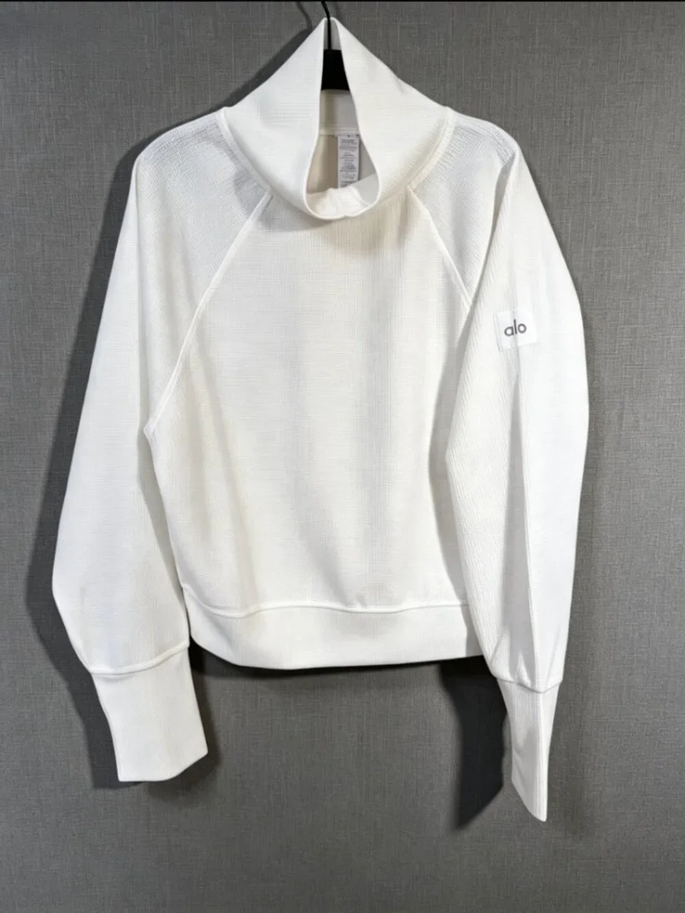 Alo Yoga White Matching Set Size M Women’s Activewear Outfit